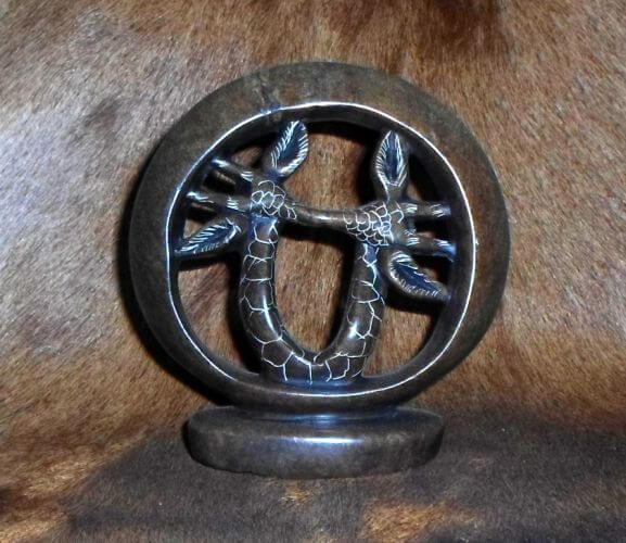African stone giraffe circle