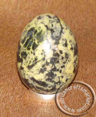 African stone egg - Spotted-Opaline 