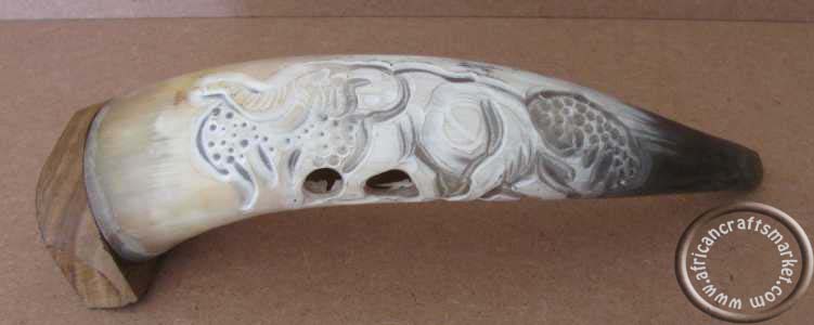 Nguni cow horn - Elephants