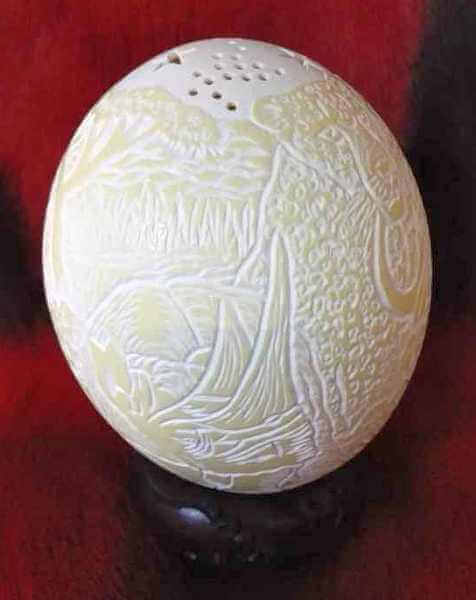 Big 5 carved ostrich egg Big 5 carved ostrich egg