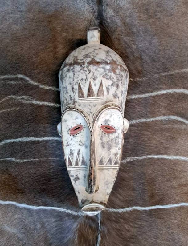 African black and white Fang mask African black and white Fang mask