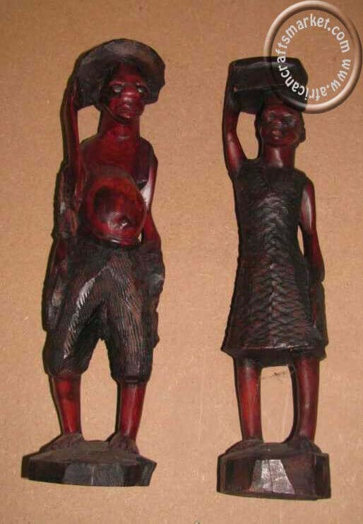 African wooden Zulu couple