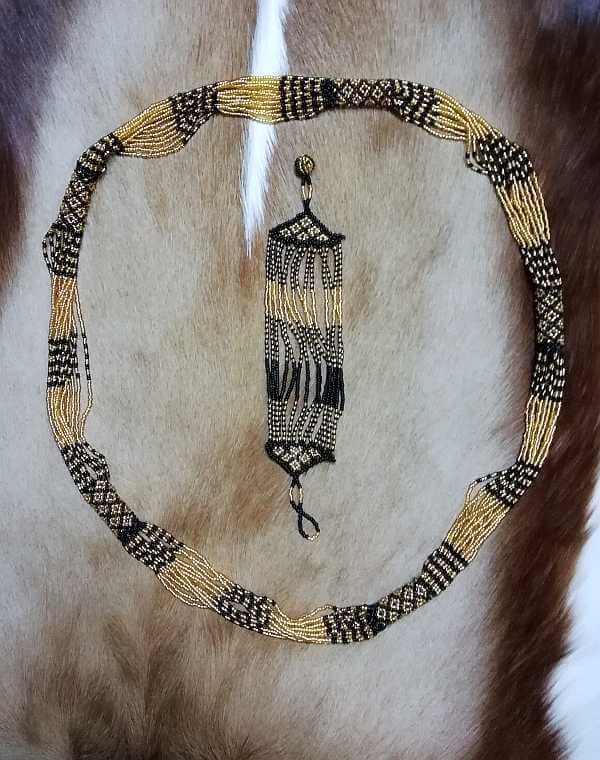 Zulu necklace set African Zulu beaded necklace set