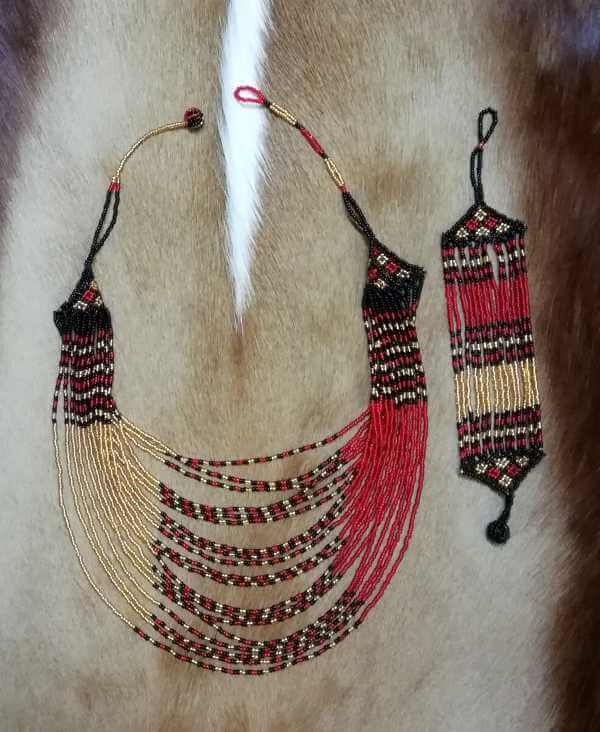Zulu necklace set African Zulu beaded necklace set