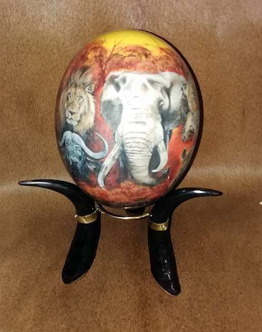Big 5 animals on ostrich egg