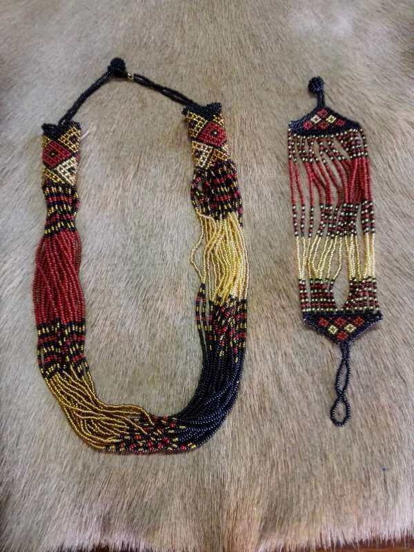 Zulu necklace set African Zulu beaded necklace set
